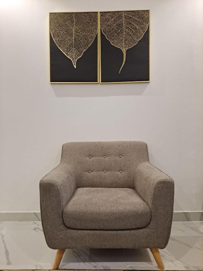 Golden Dahlia Fintas Aparthotel Kuwait City Luaran gambar