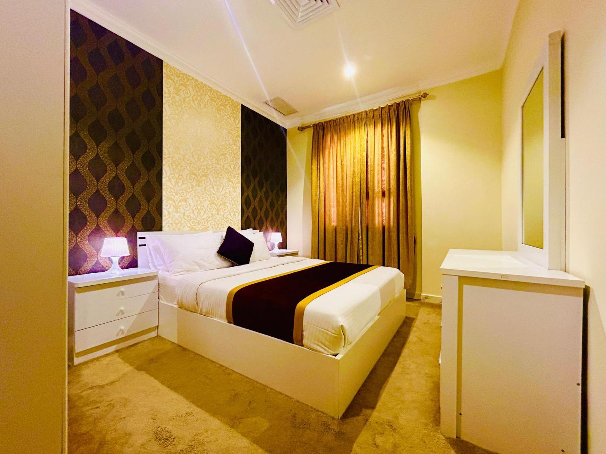 Golden Dahlia Fintas Aparthotel Kuwait City Luaran gambar