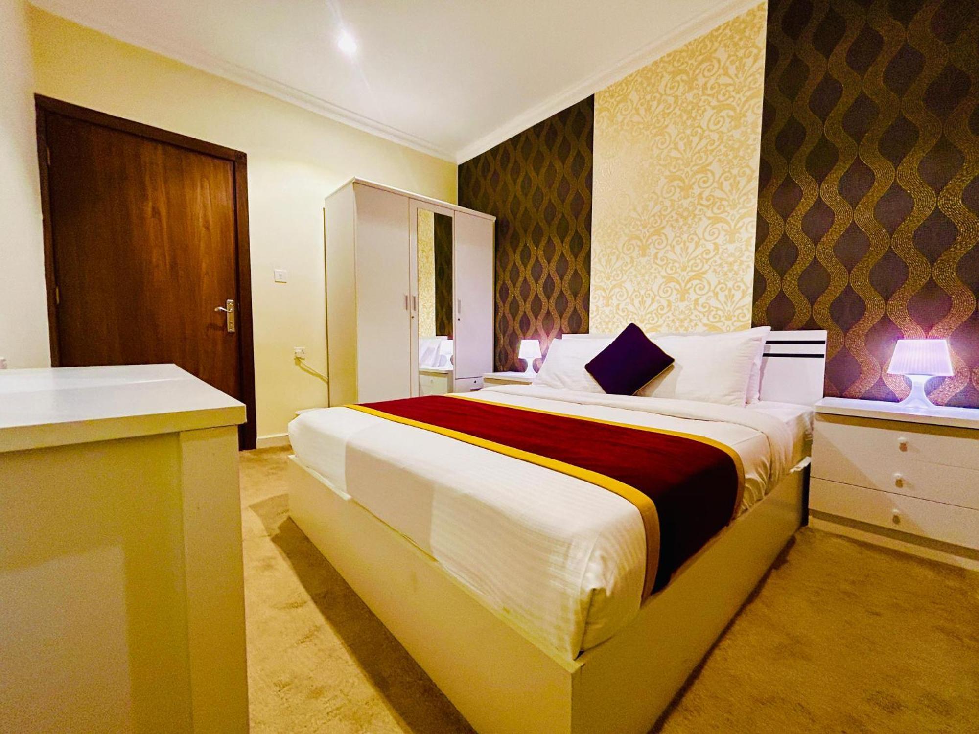 Golden Dahlia Fintas Aparthotel Kuwait City Luaran gambar